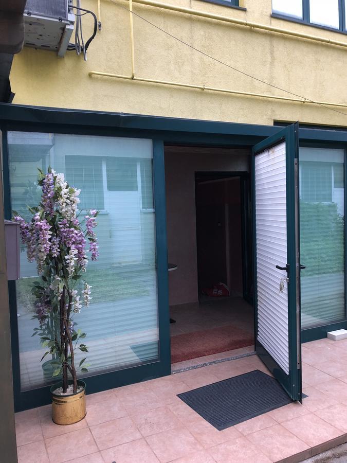 Motel Sofia Sezana Luaran gambar